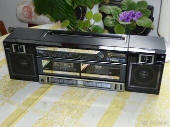 Predám rádiomagnetofón AIWA CA-W30