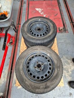 Predam komplet kolesa 195/65 R15