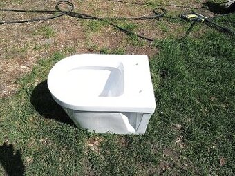 Závesné wc- Nové