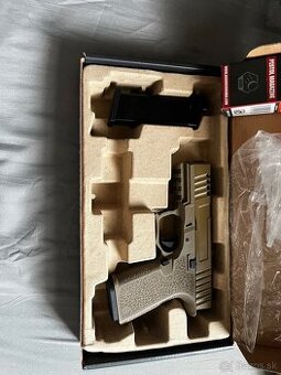 Airsoft green gas Glock s Blowback