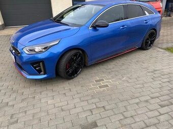 Kia Proceed GT 2021