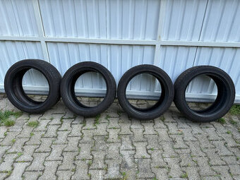 Letné pneu Bridgestone Potenza RE050A 245/45 R18