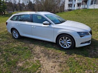 Škoda Superb Combi 1.6 TDI Ambition DSG