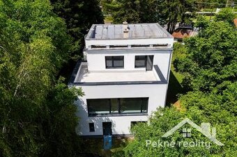 Predaj rodinného domu s garážou vo Zvolene - mestská časť Mô