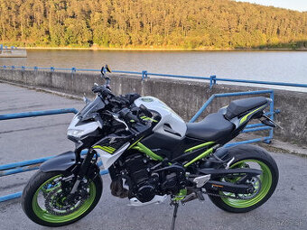 Predam Kawasaki ZR900BE