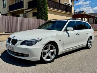 BMW E61 530d LCI INDIVIDUAL -SOFTCLOSE- PANORÁMA