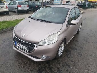 Peugeot 208 1.4 Vti Allure