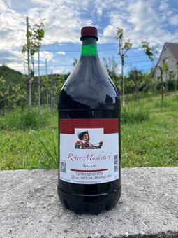 Predám červené víno - 280l = 1€/l