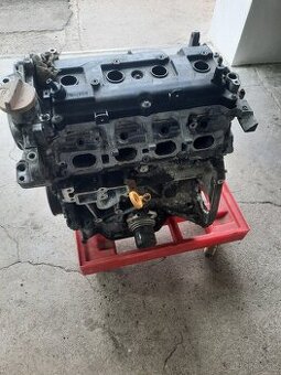 Motor Nissan mr20
