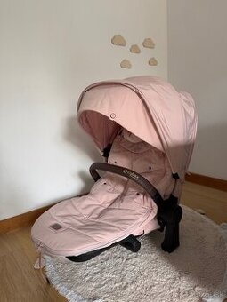 Športové sedenie cybex priam 4.0 peach pink + fusak