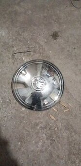 Chromova puklica skoda 105/120 uzovka