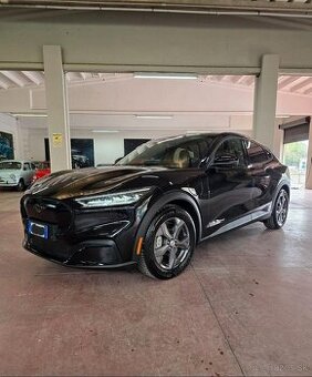 FORD MUSTANG MACH-E 76kWh 2023 odpočet DPH - 1