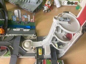 Rozkladacie hracie auto s vybavenim