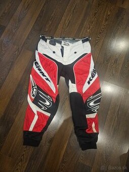 Nohavice na motorku