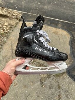 Korcule Bauer Supreme Mach