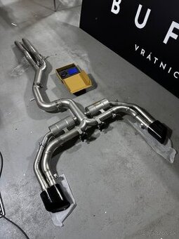 Nerezový výfuk AUDI RS3 Hatchback / TTRS