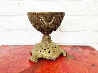 Stojan petrolejovej lampy