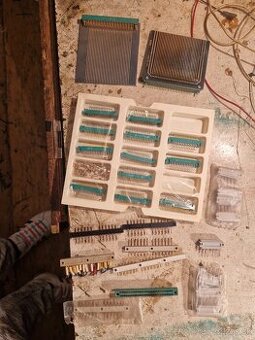 Predám viac pinové konektory