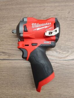 milwaukee m12 fiw38 rázový uťahovák