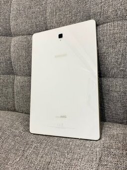 Sasmung Galaxy Tab S4 (plne funkčný) Super stav