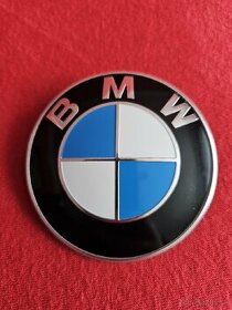 BMW emblémy/znaky+ štuple na usadenie
