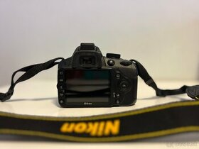 Nikon D3200 + AF Nikkor 35mm, f/1.8