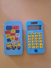 Predám modrú  detskú kalkulačku minions
