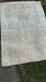 Biely koberec