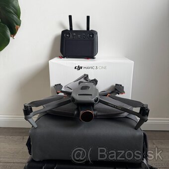 DJI Mavic 3 CINE Fly More Combo - 1