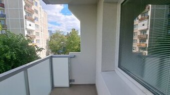 Prenájom garsónky s balkónom v centre mesta, voľná ihneď