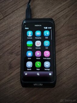 Nokia e7