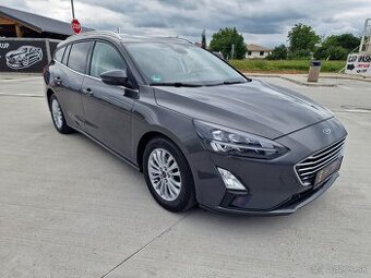 Ford Focus Kombi 1.5 TDCi EcoBlue Vignale A/T