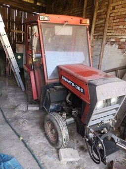 Malotraktor UNI Mt8 065