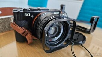 Predam fotoaparát Sony RX1