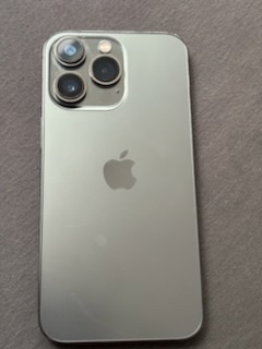 iPhone 13 pro 100% batéria