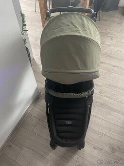 Kombinovaný kočík zn. BRITAX B-Motion 4 plus