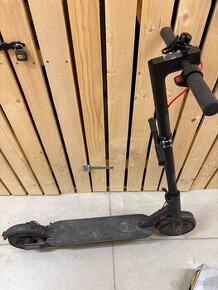 Elektrokolobezka Xiaomi Mi PRO