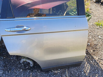 Predám diely z Honda CR-V 2,2 103kw tretia generácia 2007 - 1