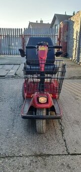 Predám elektrický invalidný vozik