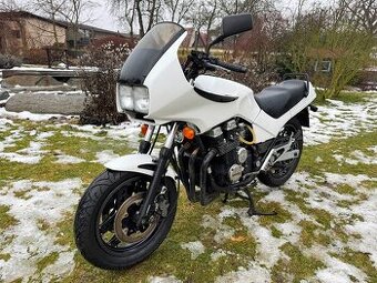 Honda CBX 750F, 1985, nový lak