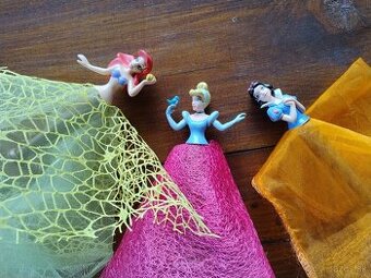 MIX hračiek darujem