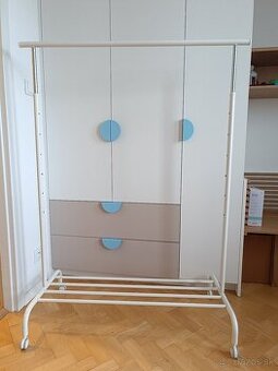 Stojan na oblecenie RIGGA IKEA