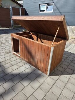 Zateplená búda pre väčšie plemeno