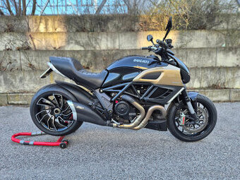 Ducati Diavel 1200