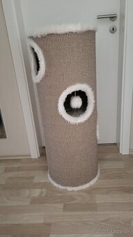 Škrabadlo - strom pre mačky