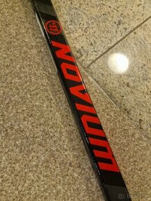 Shaft hokejka palica Warrior Novium Pro 137 cm