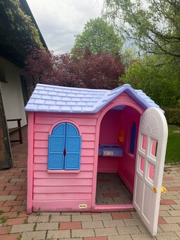 Detský domček Little Tikes ružový