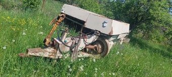 Balíkovač na malé hranaté balíky