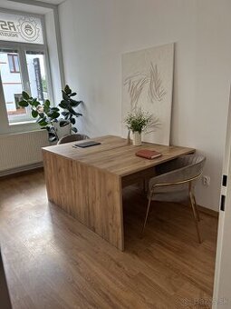 Kancelárske priestory v centre mesta Levice