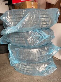Pirelli Powergy 235/55 R18